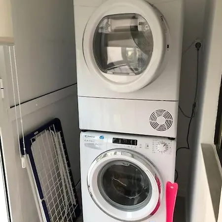 Cosy Flat In Comarruga! Free Wifi!! コマルガ