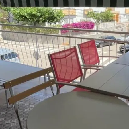 Cosy Flat In Comarruga! Free Wifi!! Coma-ruga